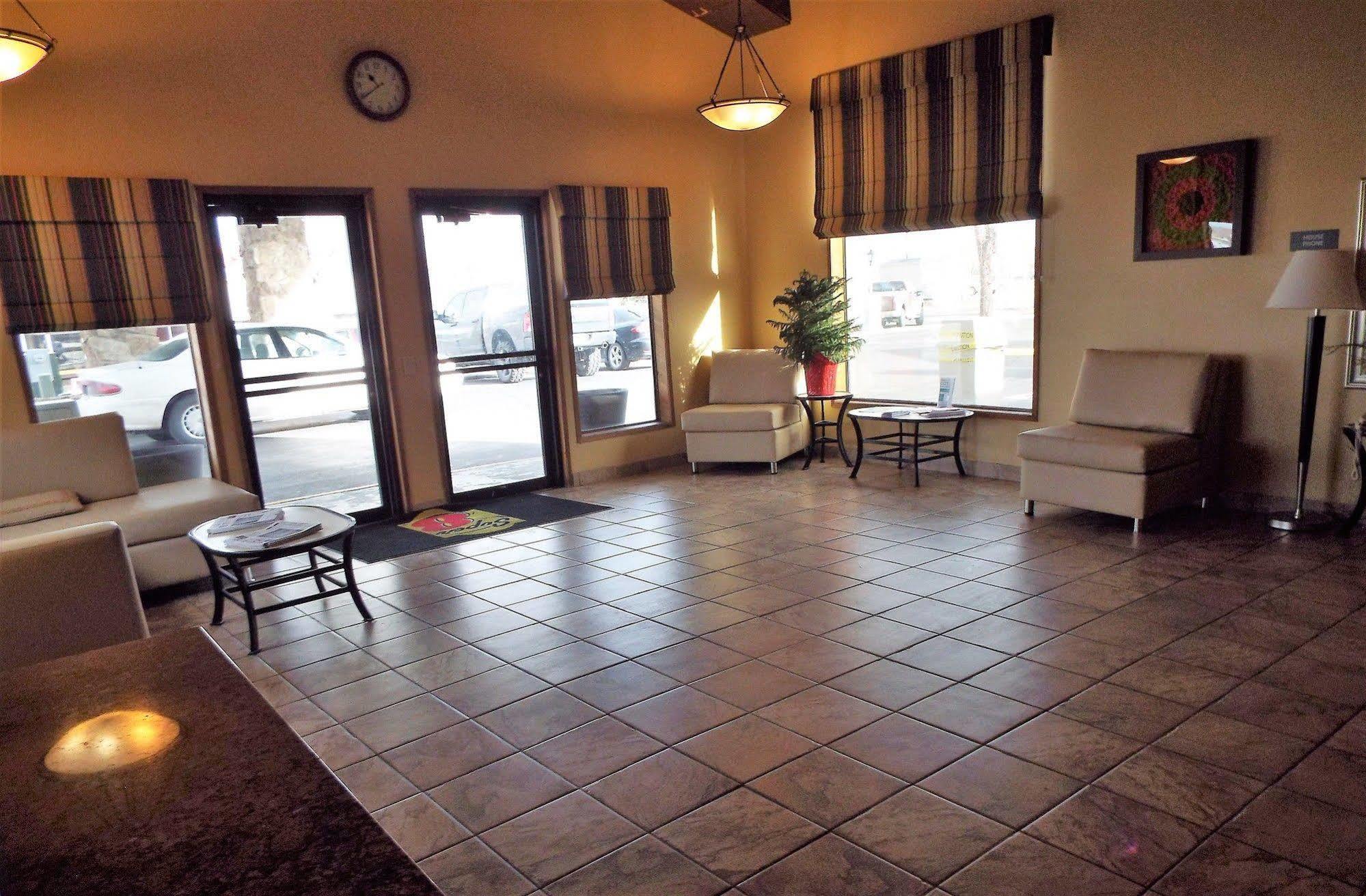 Super 8 By Wyndham Casper East/Evansville Exterior photo